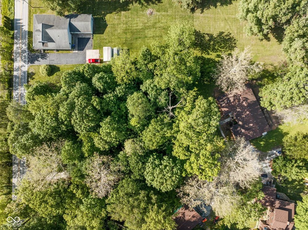 1186 S 200 E Kokomo, IN 46902