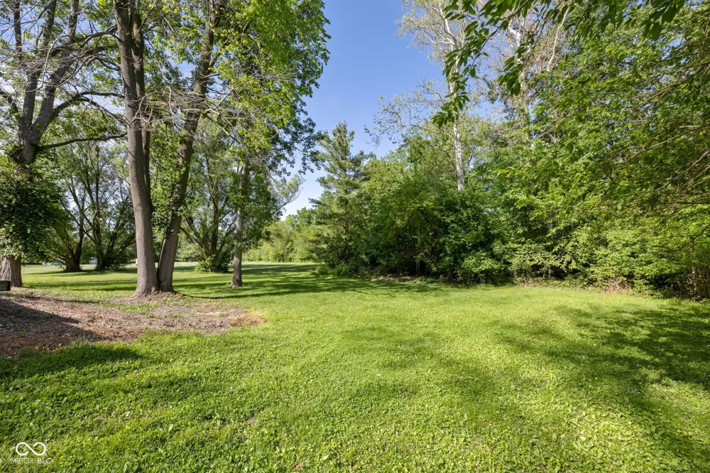 1186 S 200 E Kokomo, IN 46902