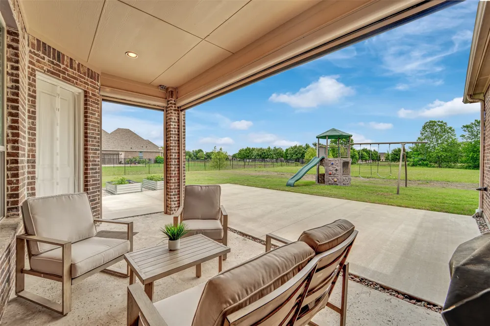 2600 W Hendrix Avenue Lucas, TX 75002