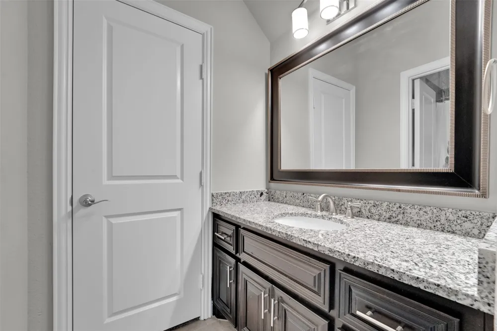 2600 W Hendrix Avenue Lucas, TX 75002