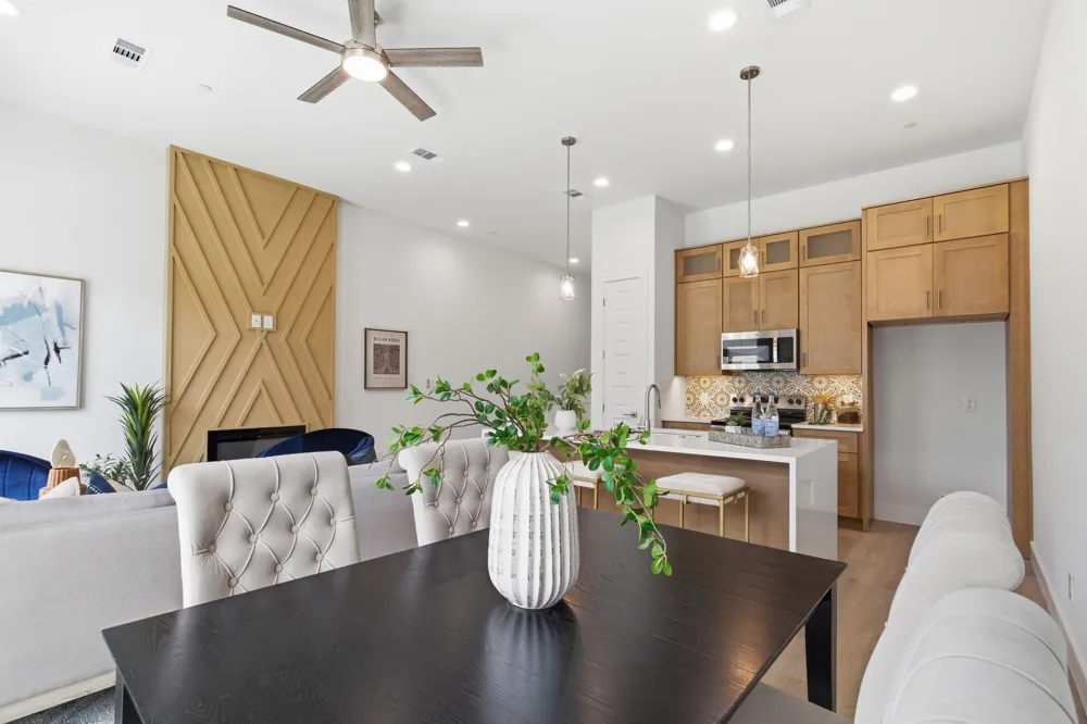 2925 Spruce Valley Lane #402 Dallas, TX 75233