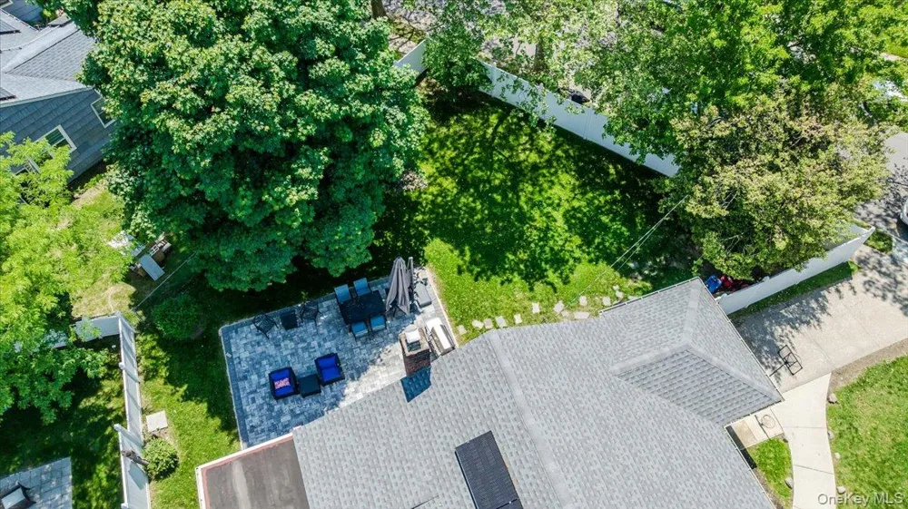 534 Allen Road Woodmere, NY 11598