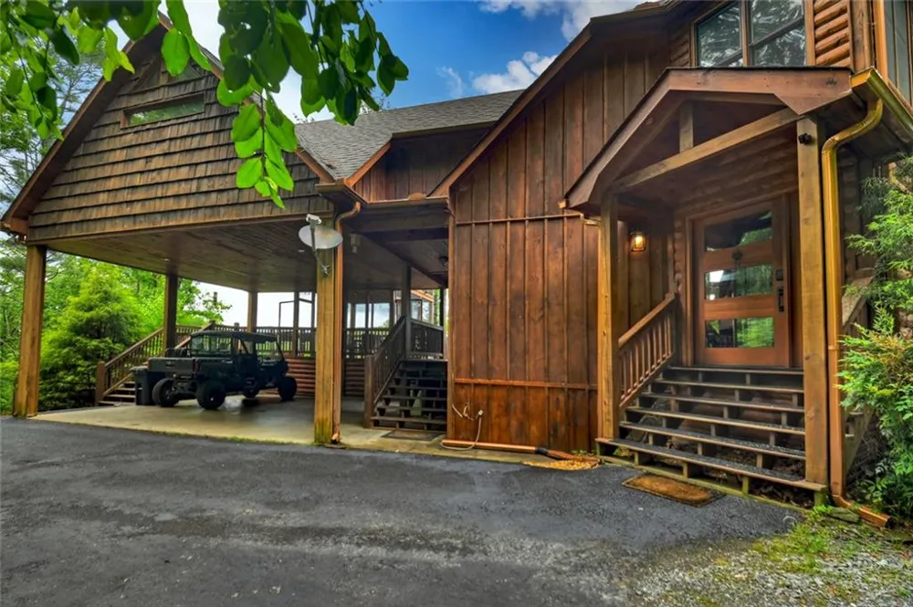 287 Rhonda Lane Mineral Bluff, GA 30559