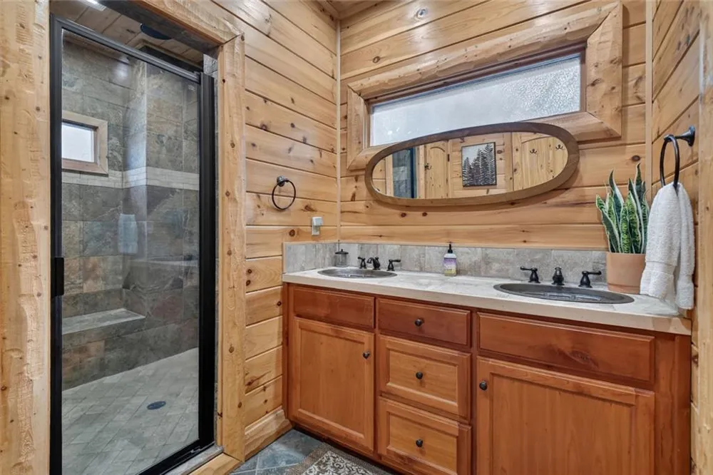 287 Rhonda Lane Mineral Bluff, GA 30559