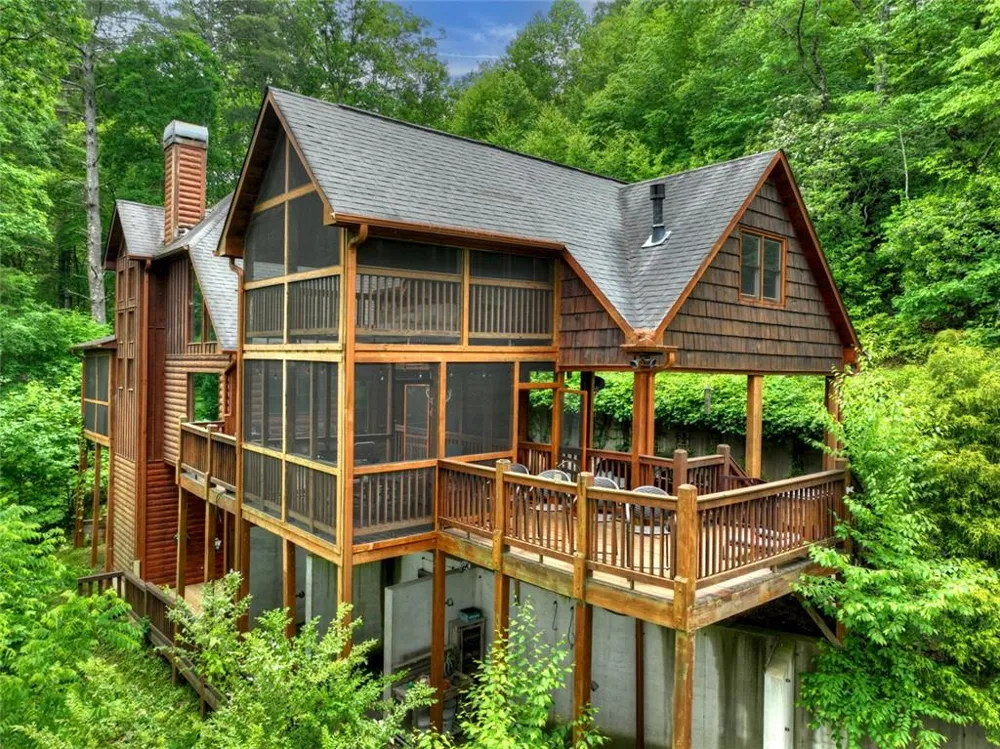 287 Rhonda Lane Mineral Bluff, GA 30559