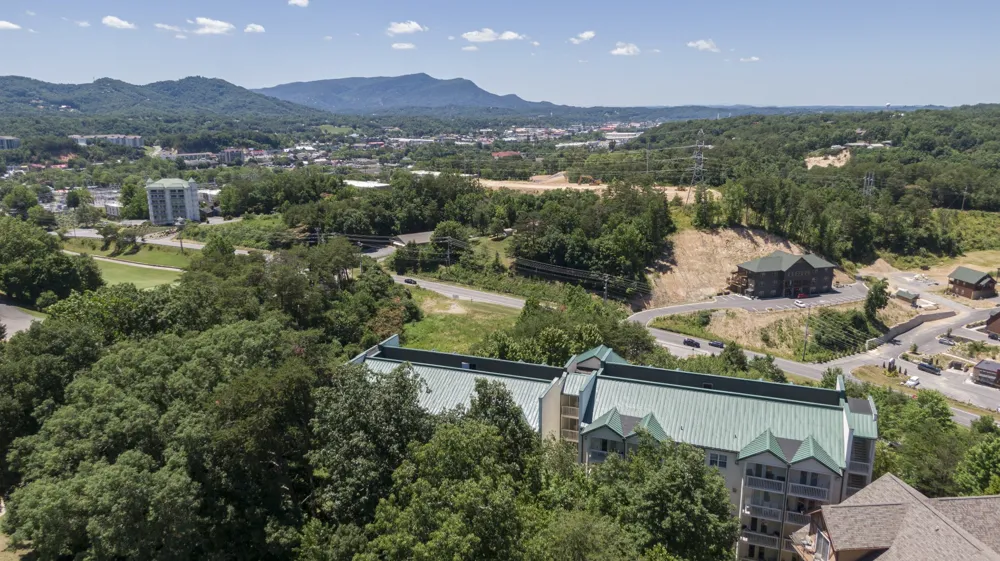 818 Golf View Blvd #1303 Pigeon Forge, TN 37863