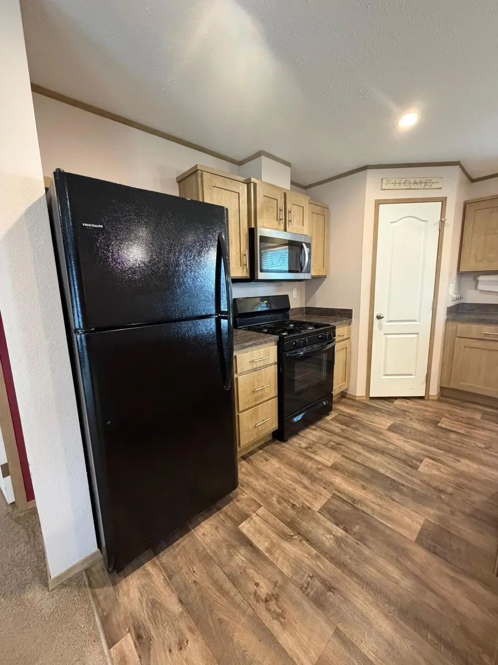 751 Dewey Street Walnut Grove, MN 56180