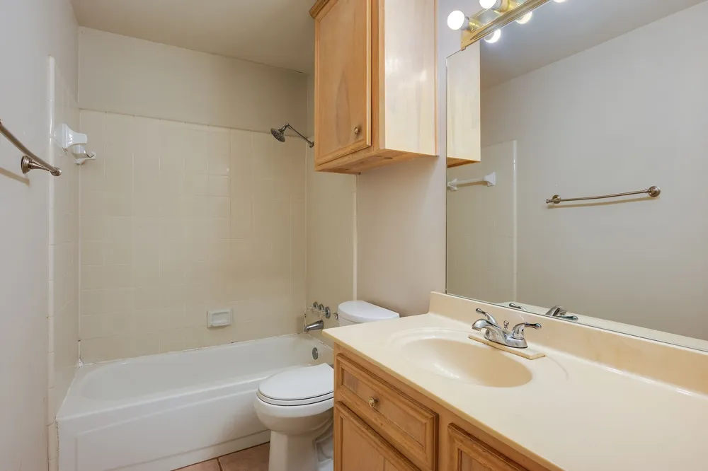 2007 Sandalwood Lane Bryan, TX 77807