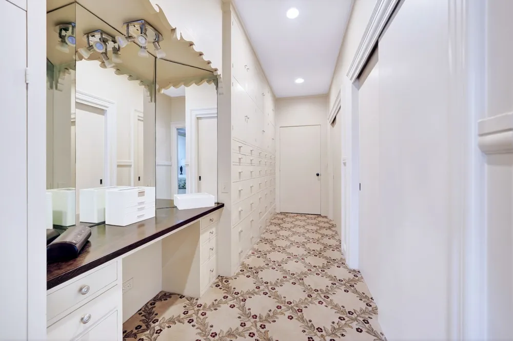1901 Rose Point Athens, TX 75752