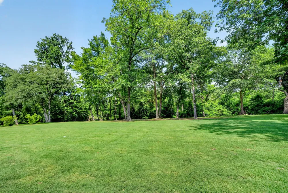 1901 Rose Point Athens, TX 75752