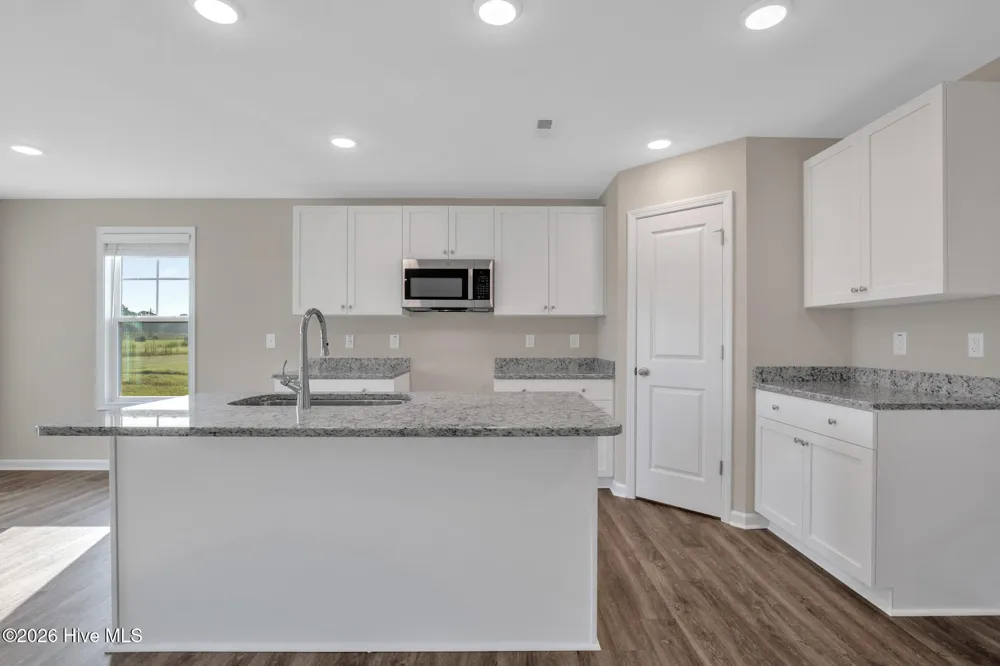 94 Coachman Lane Autryville, NC 28318