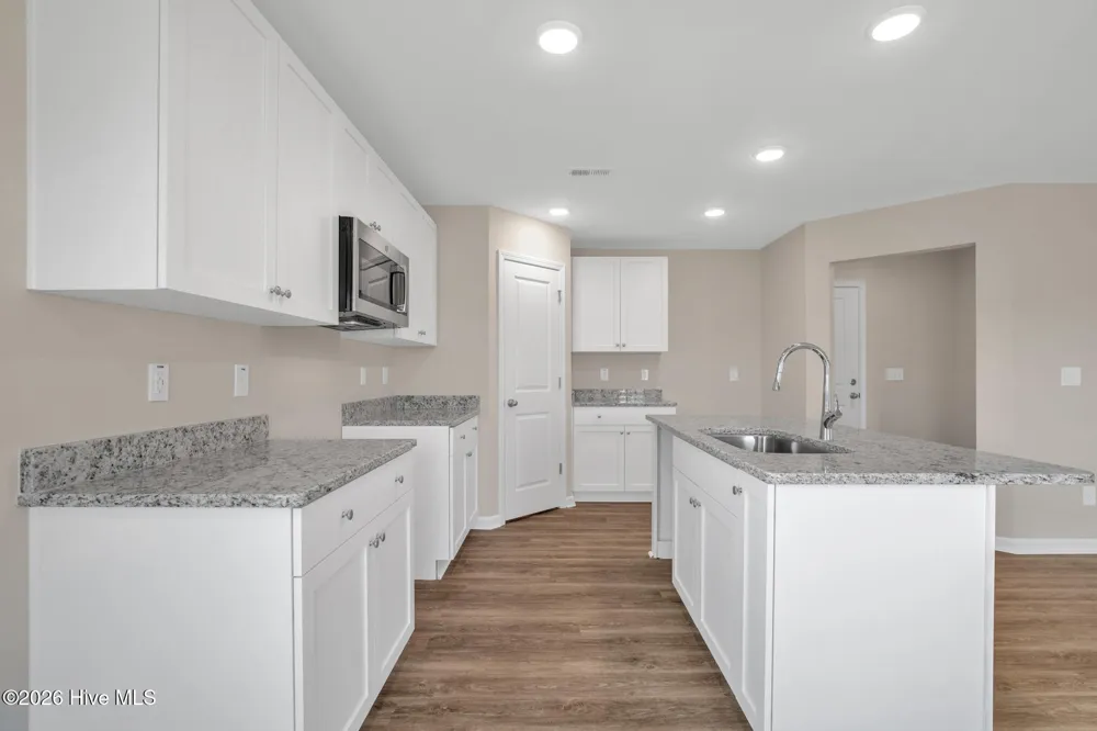 94 Coachman Lane Autryville, NC 28318