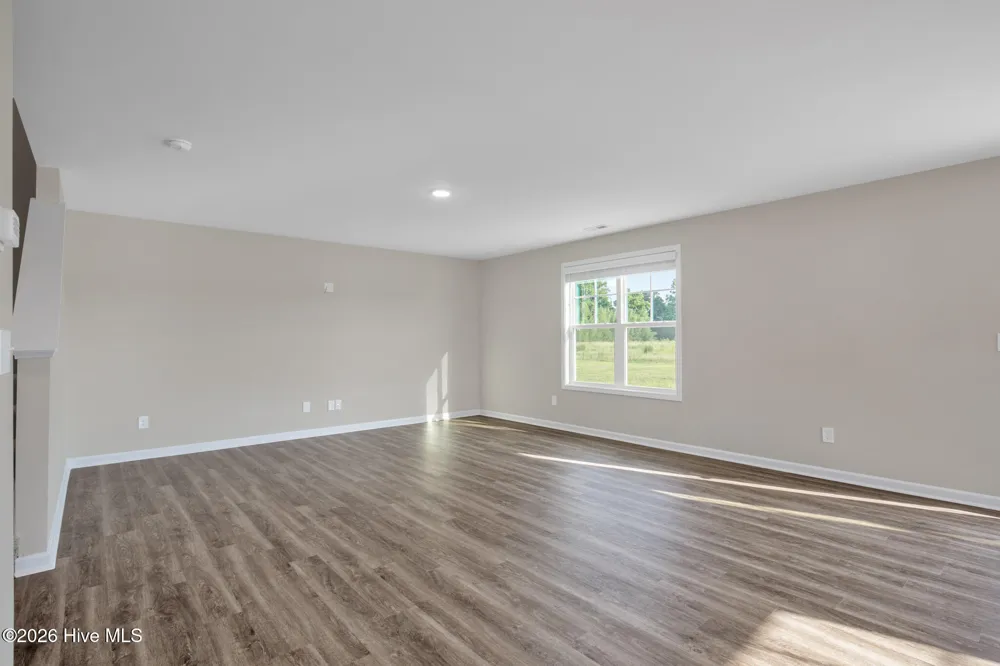 94 Coachman Lane Autryville, NC 28318