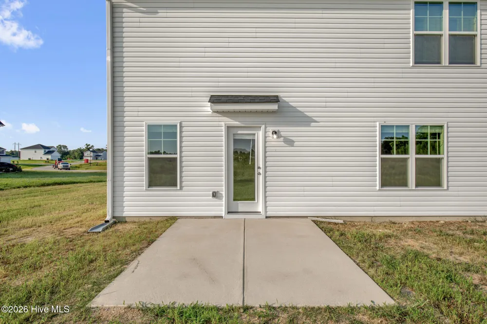 94 Coachman Lane Autryville, NC 28318