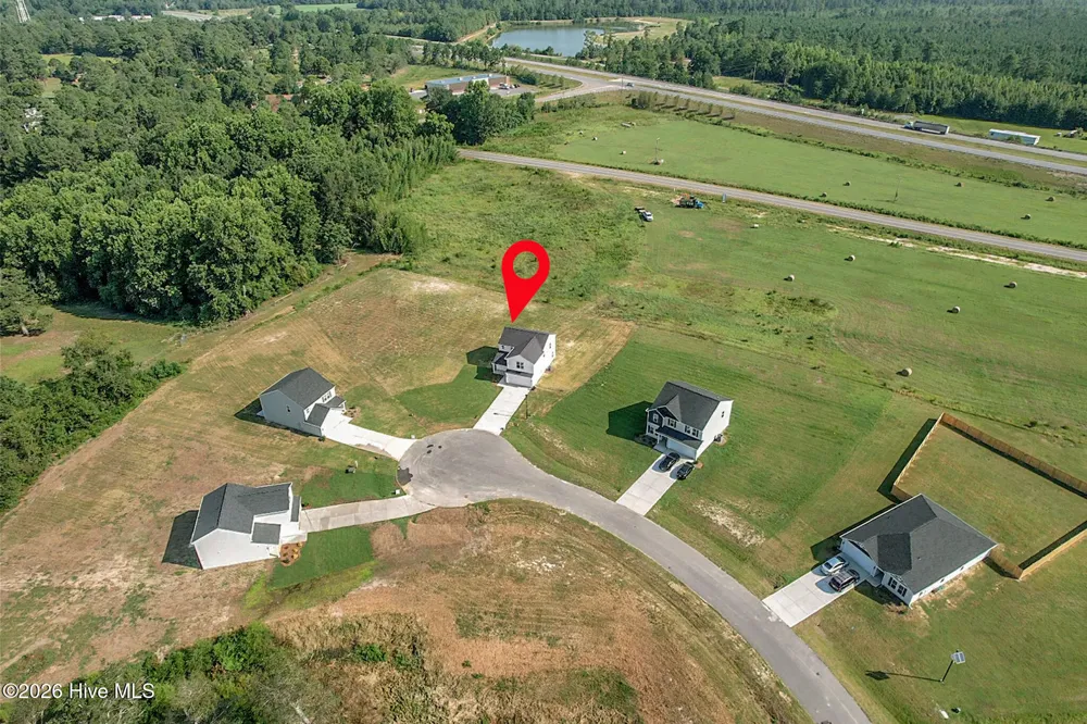 94 Coachman Lane Autryville, NC 28318