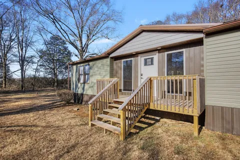 206 County Road 208