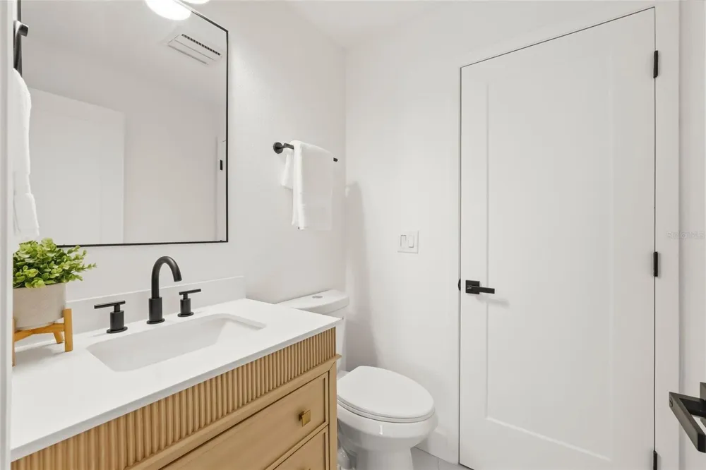 2700 SEDGEFIELD COURT E Clearwater, FL 33761