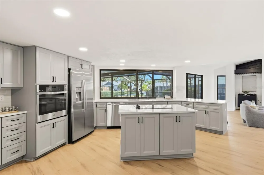 2700 SEDGEFIELD COURT E Clearwater, FL 33761