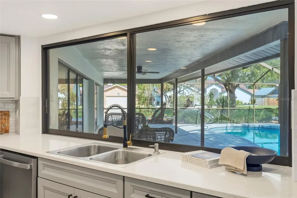 2700 SEDGEFIELD COURT E Clearwater, FL 33761