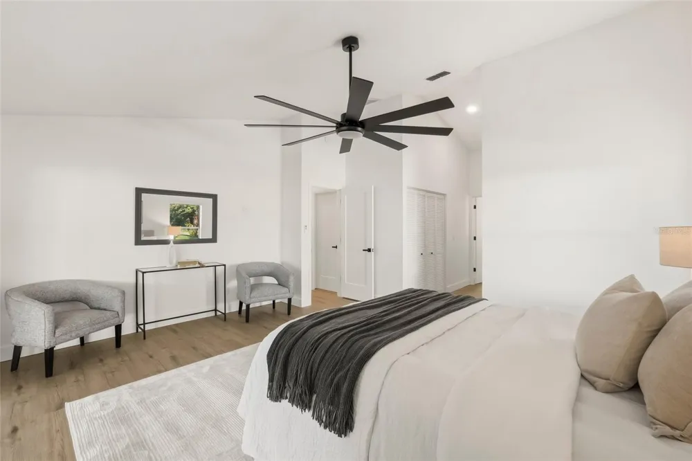 2700 SEDGEFIELD COURT E Clearwater, FL 33761