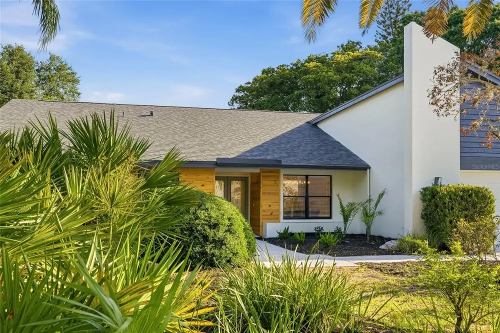 2700 SEDGEFIELD COURT E Clearwater, FL 33761