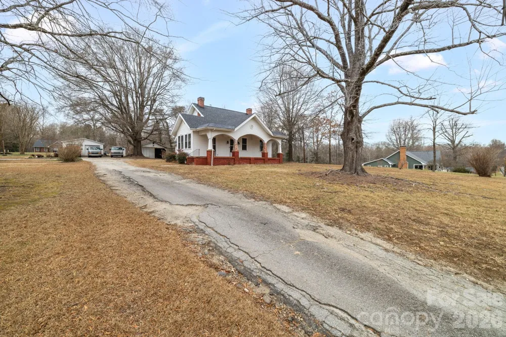 1820 S Park Drive Reidsville, NC 27320