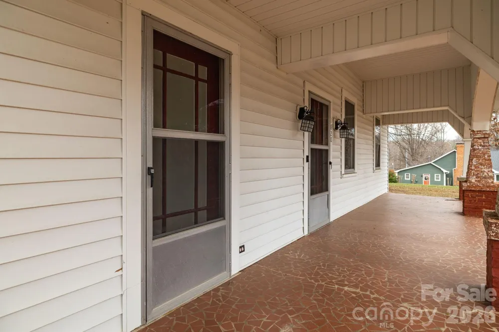 1820 S Park Drive Reidsville, NC 27320
