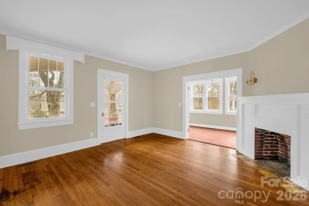 1820 S Park Drive Reidsville, NC 27320