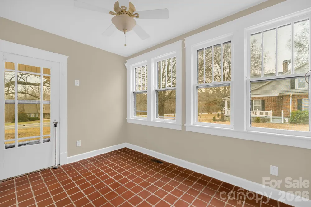 1820 S Park Drive Reidsville, NC 27320