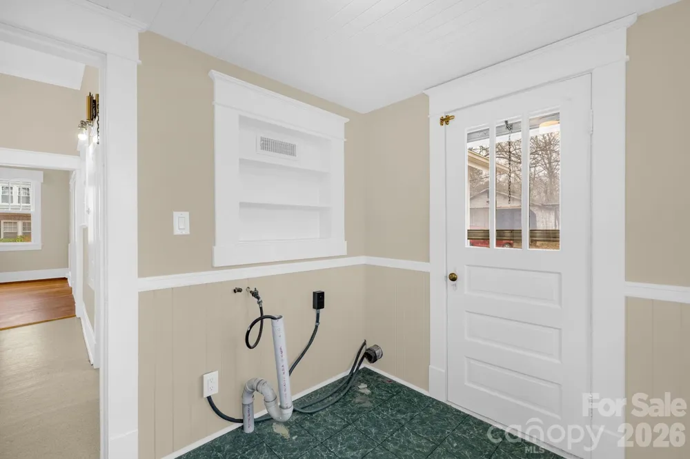 1820 S Park Drive Reidsville, NC 27320