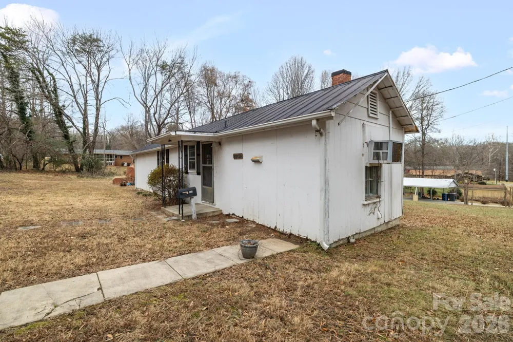 1820 S Park Drive Reidsville, NC 27320