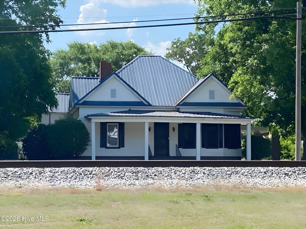 301 S Wilson Street Fremont, NC 27830