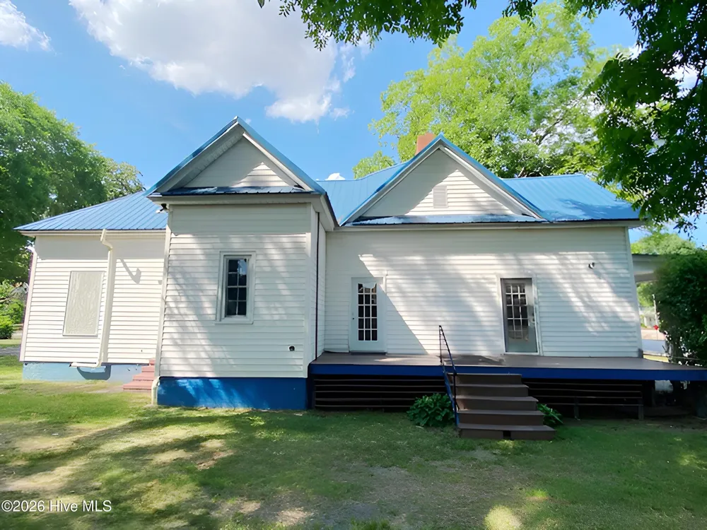 301 S Wilson Street Fremont, NC 27830