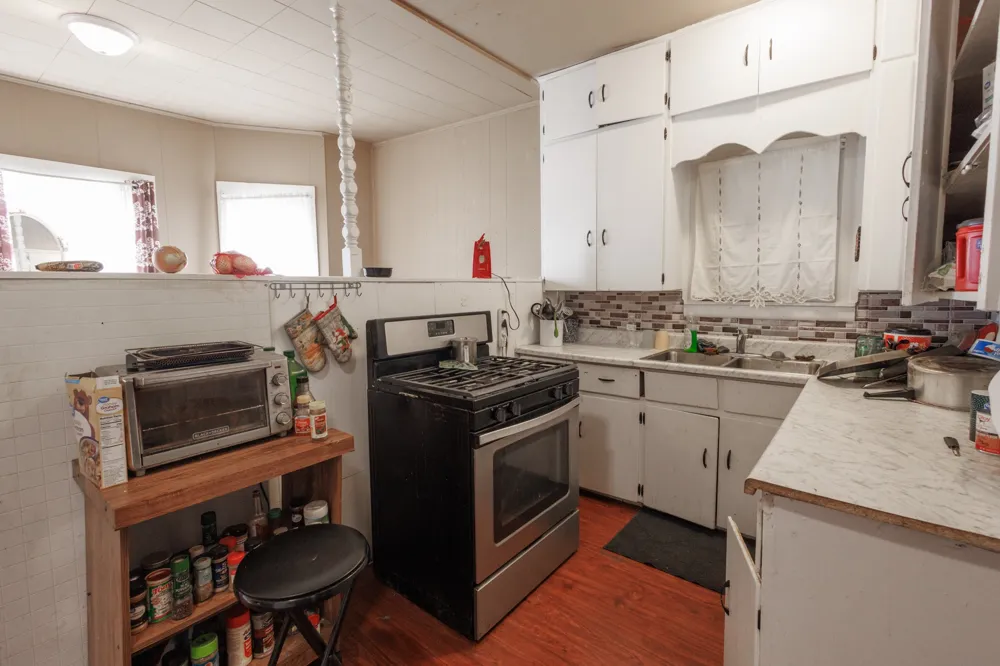 2202 Chester Street Sweetwater, TX 79556
