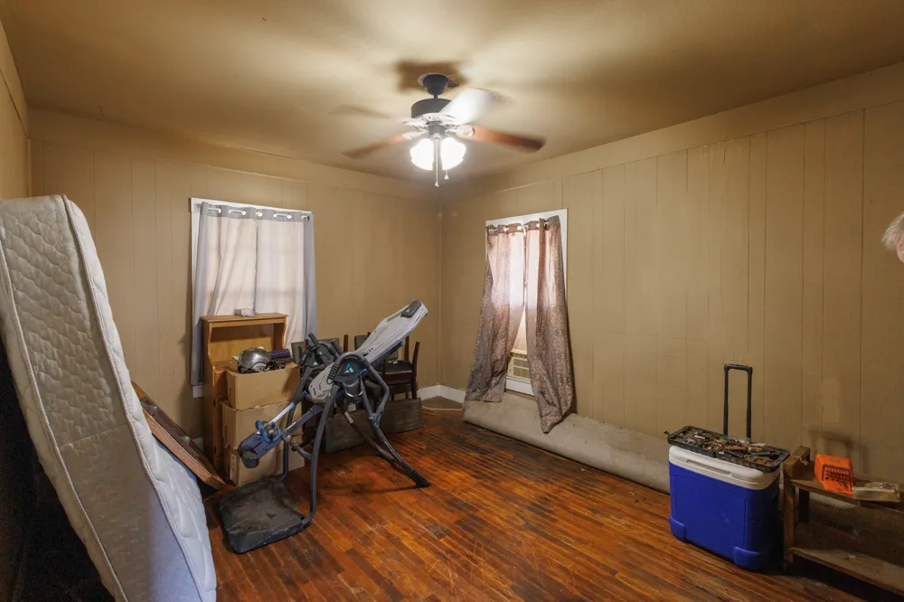 2202 Chester Street Sweetwater, TX 79556