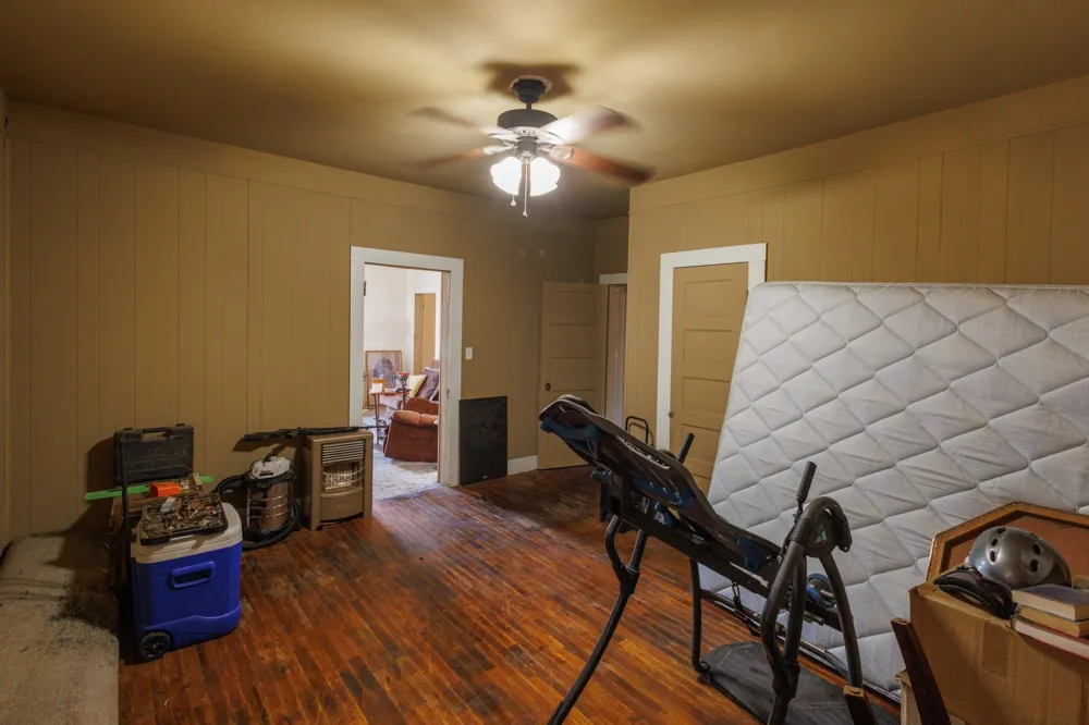 2202 Chester Street Sweetwater, TX 79556