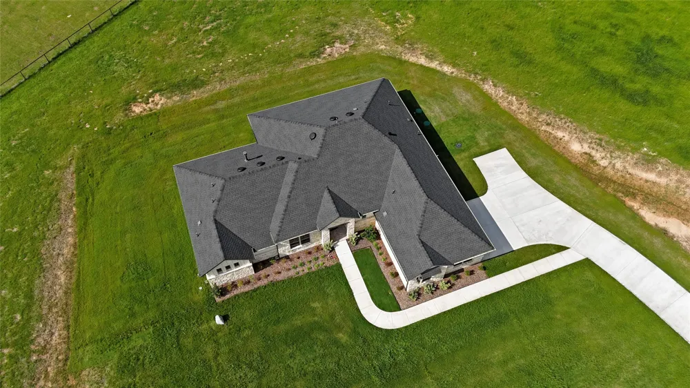 1099 Paradise Parkway Poolville, TX 76487