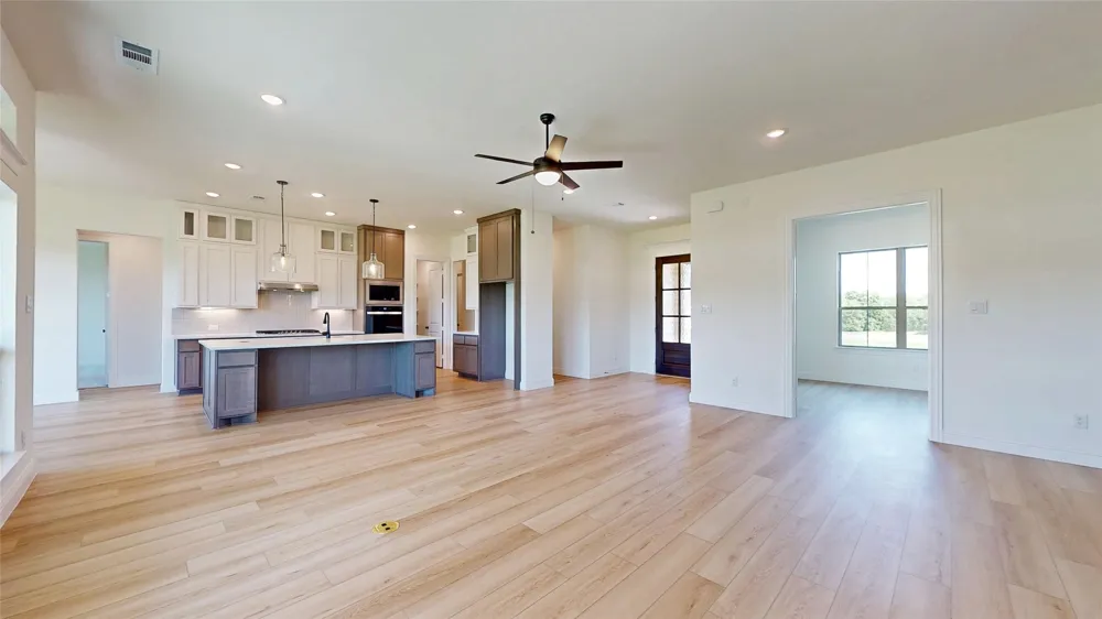 1099 Paradise Parkway Poolville, TX 76487