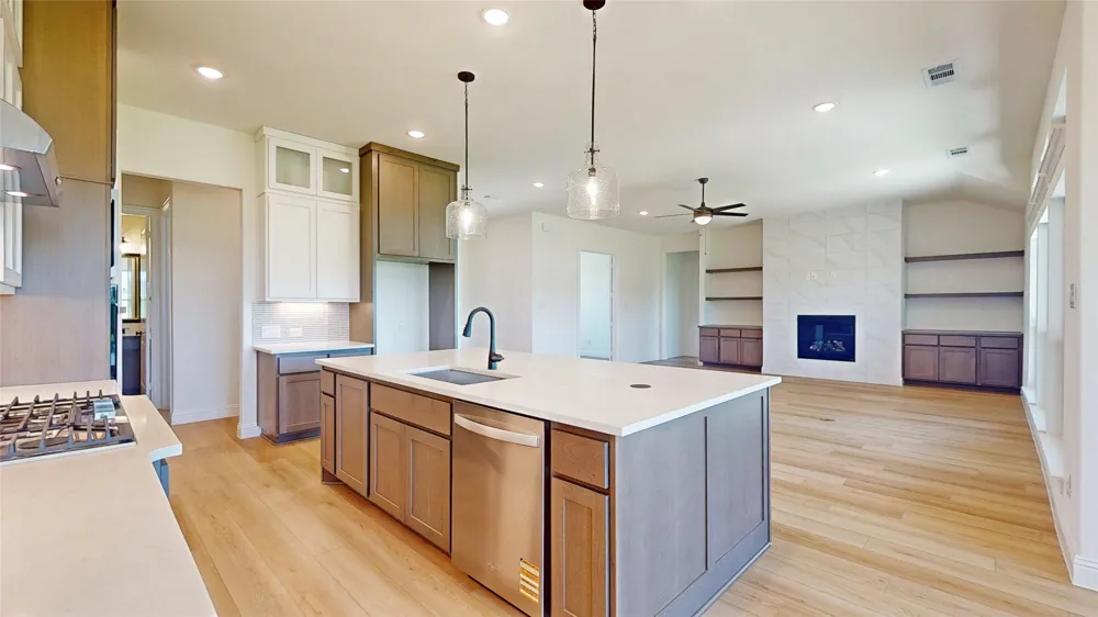 1099 Paradise Parkway Poolville, TX 76487