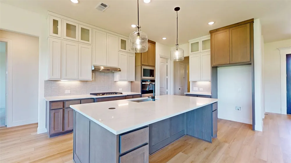 1099 Paradise Parkway Poolville, TX 76487