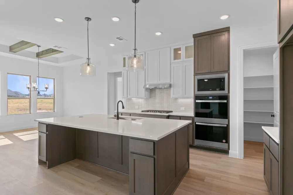 1099 Paradise Parkway Poolville, TX 76487