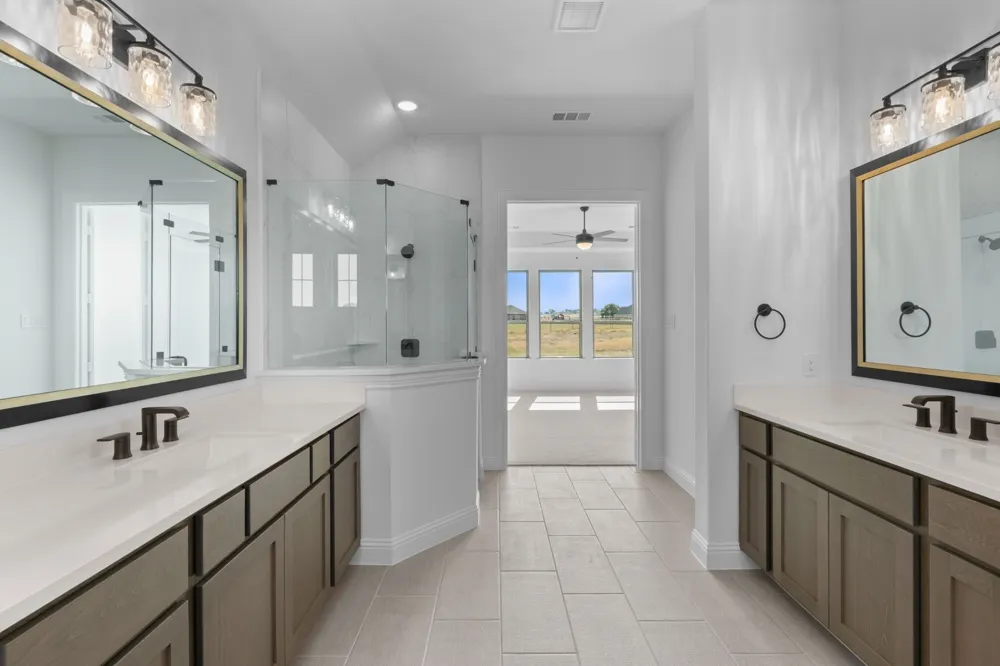 1099 Paradise Parkway Poolville, TX 76487