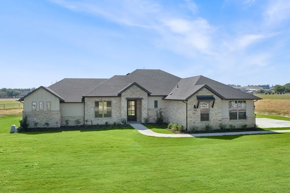 1099 Paradise Parkway Poolville, TX 76487