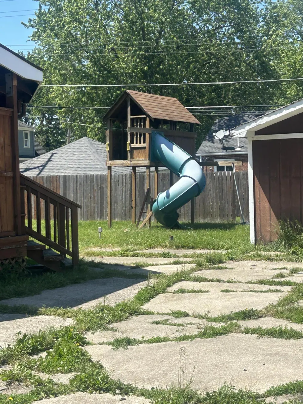 8105 Toepfer Warren, MI 48089