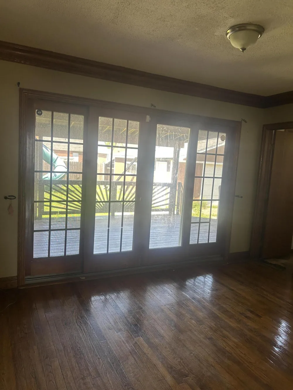 8105 Toepfer Warren, MI 48089