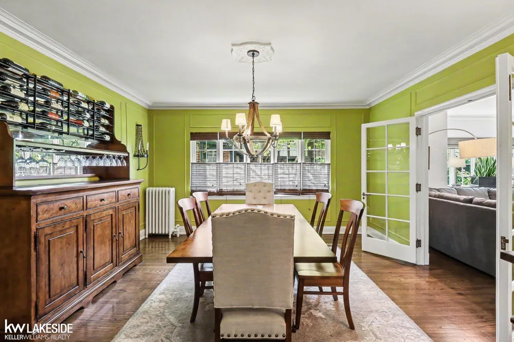 286 Rivard Boulevard Grosse Pointe City, MI 48230