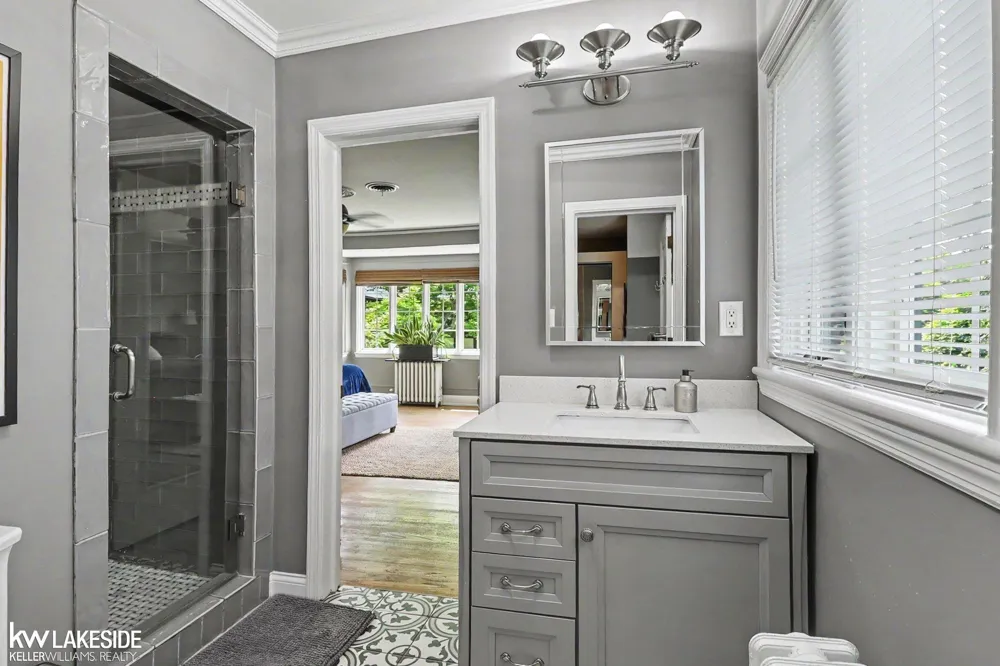 286 Rivard Boulevard Grosse Pointe City, MI 48230