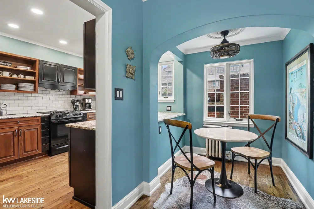 286 Rivard Boulevard Grosse Pointe City, MI 48230