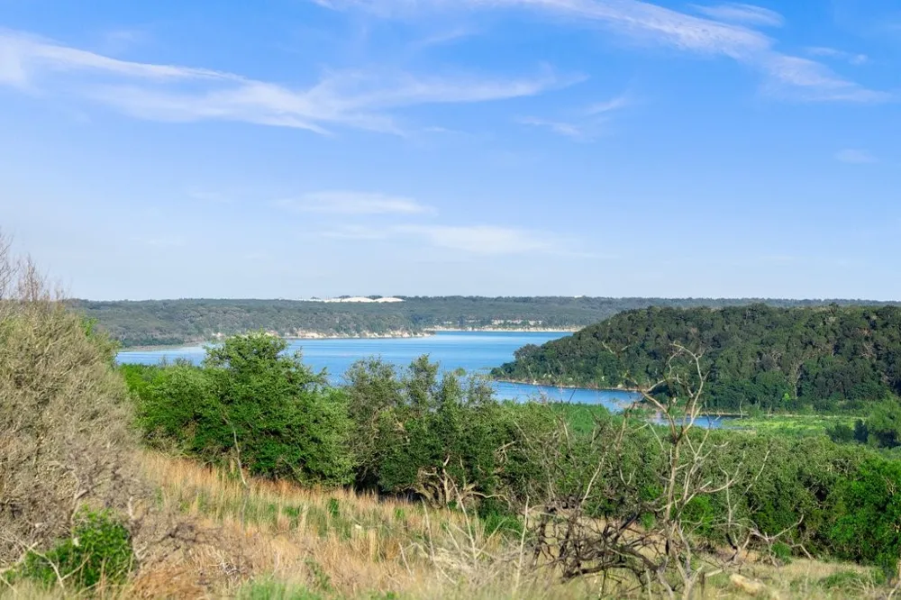2101 Tower Rd Liberty Hill, TX 78628