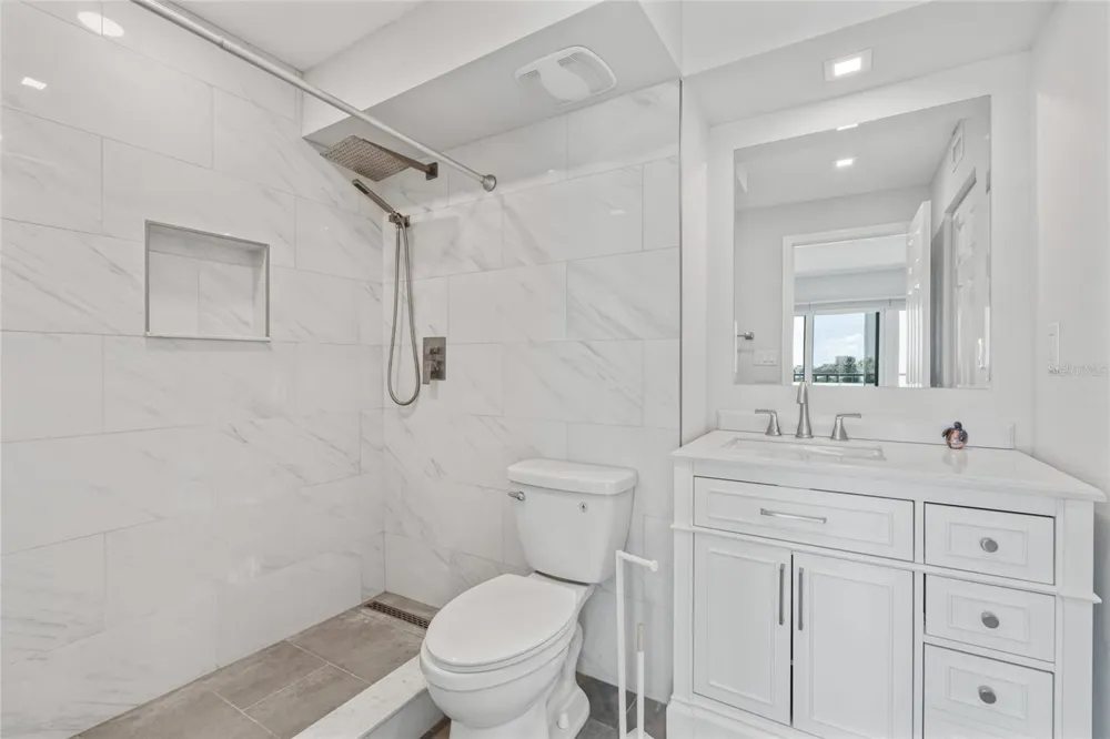 51 ISLAND WAY #411 Clearwater Beach, FL 33767